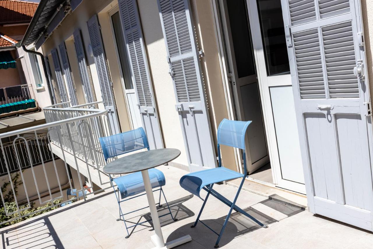 Appartements French Riviera Confidential Centre Ville Juan Les Pins Proche Des Plages Zewnętrze zdjęcie