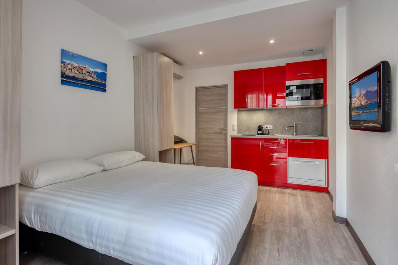 Appartements French Riviera Confidential Centre Ville Juan Les Pins Proche Des Plages Zewnętrze zdjęcie
