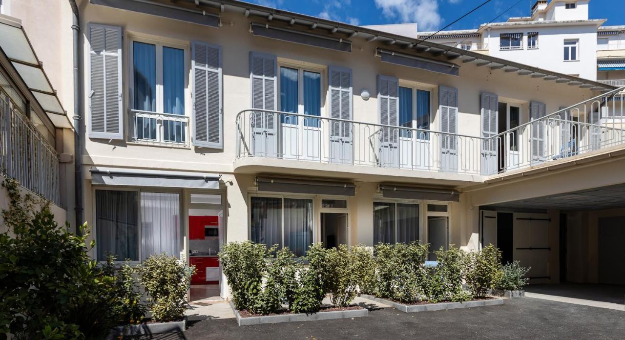 Appartements French Riviera Confidential Centre Ville Juan Les Pins Proche Des Plages Zewnętrze zdjęcie